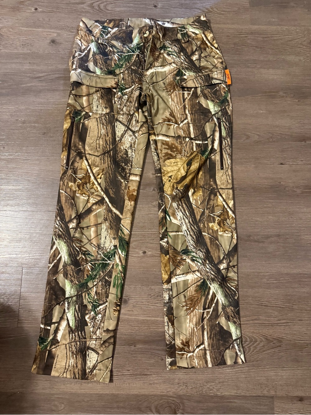 Women’s Camo Print Cargo Jeans - Brown Multicolor